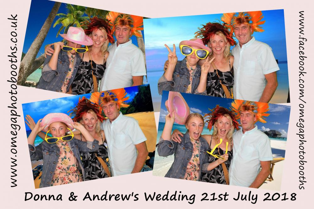 Donna & Andrew's Wedding | View more photos from the event at gallery.omegaphotobooths.co.uk/u/Omega-Photobooths/Donna-Andrews-Wedding